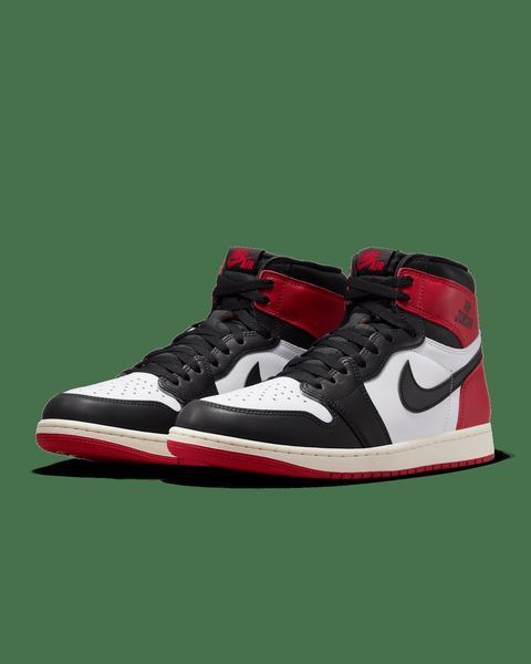 Кроссовки мужские Jordan 1 Retro High White/Black (DZ5485-106), 42.5, WHS, 20% - 30%, 1-2 дня