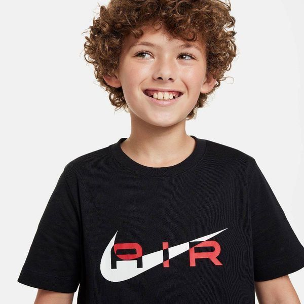 Футболка дитяча Nike Boy's Short Sleeve T-Shirt (FV2343-012), L, WHS, < 10%, 1-2 дні