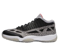 Кросівки чоловічі Jordan 11 Retro Low Ie Black Cement (919712-006), 42, WHS, 1-2 дні