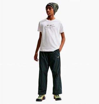 Футболка детская Nike Sportswear White (II0287-100), L, WHS, 10% - 20%, 1-2 дня