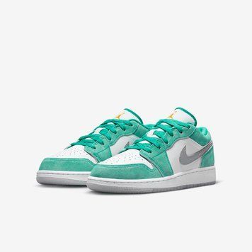 Кроссовки женские Jordan 1 Low New Emerald (Gs) (DO8244-301), 39, WHS, 10% - 20%, 1-2 дня