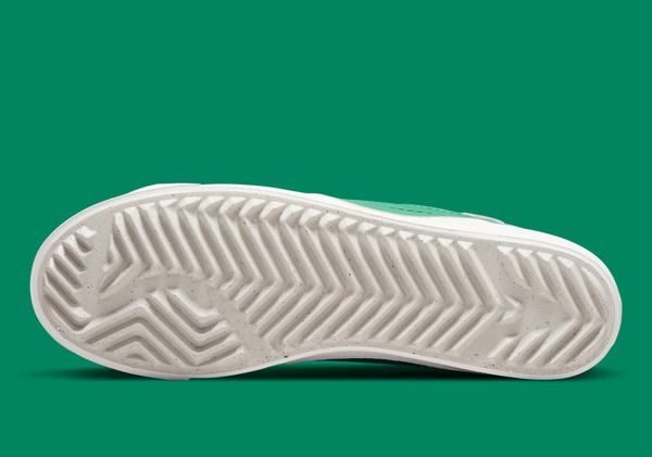 Кросівки чоловічі Nike Blazer Mid Jumbo (DR8595-100), 47, WHS, 40% - 50%, 1-2 дні