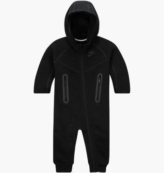Спортивный костюм детской Nike Sportswear Black (66L051-023), 12 MONTH, WHS, < 10%, 1-2 дня