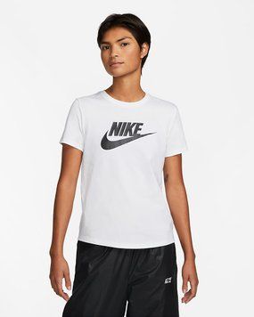 Футболка женская Nike Club Ss Tee Icn Ftra (DX7906-100), M, WHS, 40% - 50%, 1-2 дня