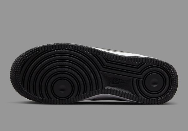 Кросівки дитячі Nike Air Force 1 Older Kids' Shoes (DX9269-100), 40, WHS, 1-2 дні