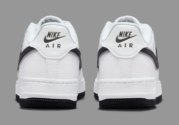 Кроссовки детские Nike Air Force 1 Older Kids' Shoes (DX9269-100), 40, WHS, 1-2 дня