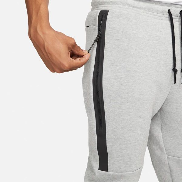 Брюки чоловічі Nike M Tech Fleece Jggr Og (FD0739-063), L, WHS, 20% - 30%, 1-2 дні