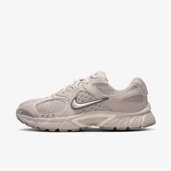 Кросівки жіночі Nike W V5 Rnr (II6294-602), 37.5, WHS, 10% - 20%, 1-2 дні