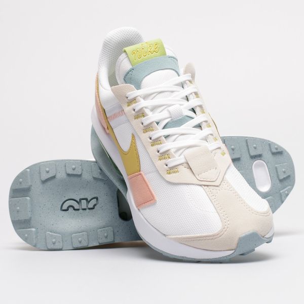 Кросівки жіночі Nike Air Max Pre-Day (DV3458-100), 38, WHS, 1-2 дні