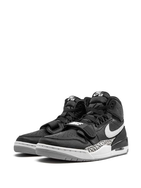 Кроссовки Nike Jordan Legacy 312 (AV3922-007), 41