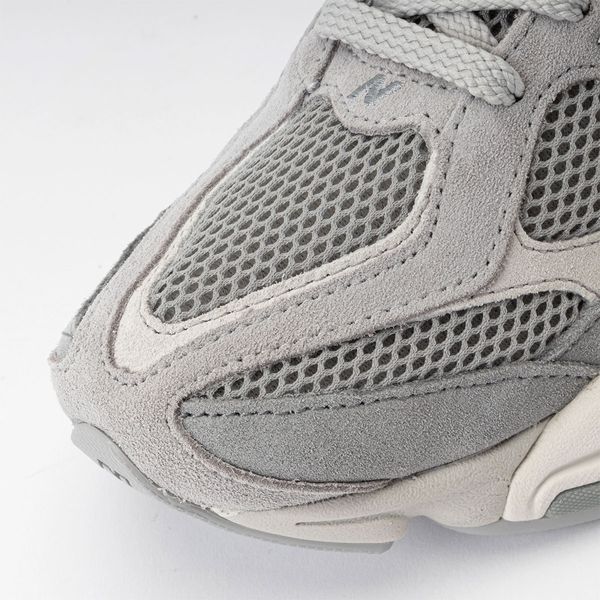 Кросівки унісекс New Balance 9060 (U9060ERD), 37, WHS, < 10%, 1-2 дні