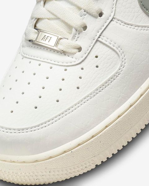 Кроссовки женские Nike Air Force 1 '07 Next Nature (DN1430-107), 38, WHS, 1-2 дня