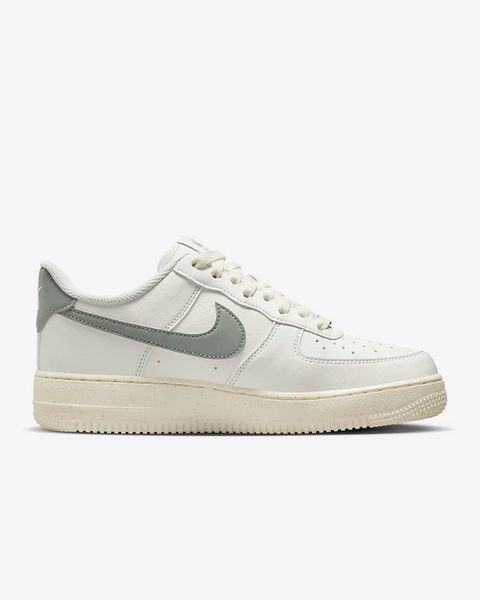 Кроссовки женские Nike Air Force 1 '07 Next Nature (DN1430-107), 38, WHS, 1-2 дня