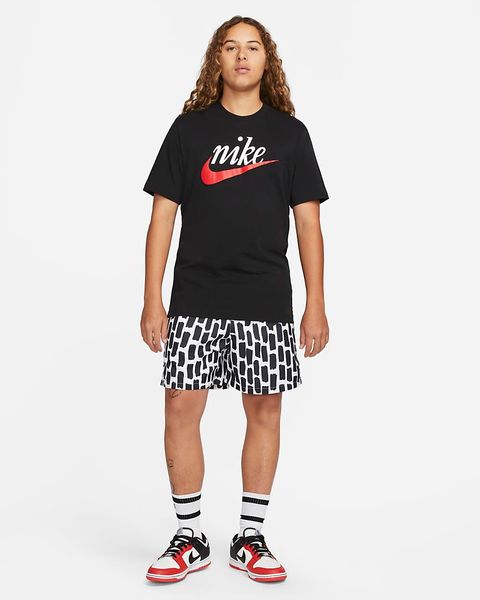 Футболка чоловіча Nike Sportswear T-Shirt (DZ3279-010), S, WHS, 20% - 30%, 1-2 дні