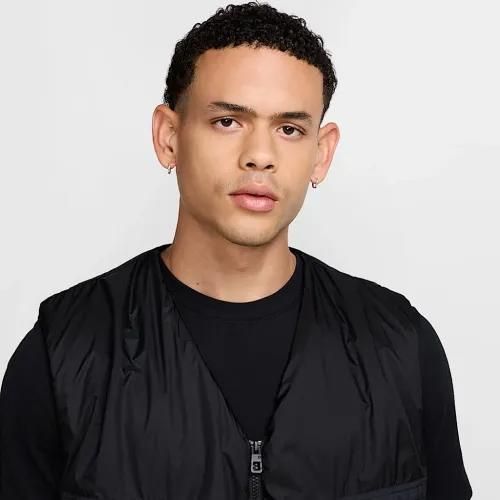 Жилетка мужская Nike Tech Woven Vest (HM4262-010), S, WHS, 1-2 дня