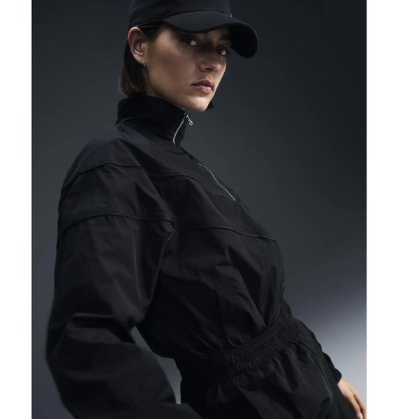 Вітровка жіноча Nike Windrunner Black (FV6304-010), S, WHS, 30% - 40%, 1-2 дні