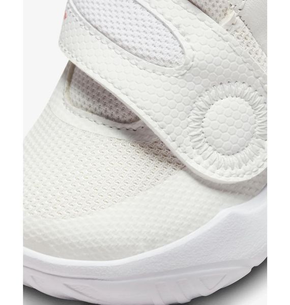 Кроссовки детские Nike Team Hustle D 11 (DV8995-102), 22, WHS, 40% - 50%, 1-2 дня