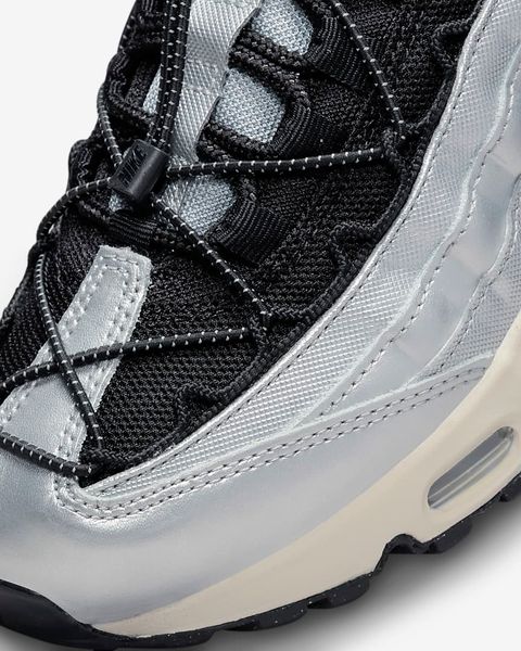 Кросівки жіночі Nike Air Max 95 (FD0798-001), 37.5, WHS, 30% - 40%, 1-2 дні