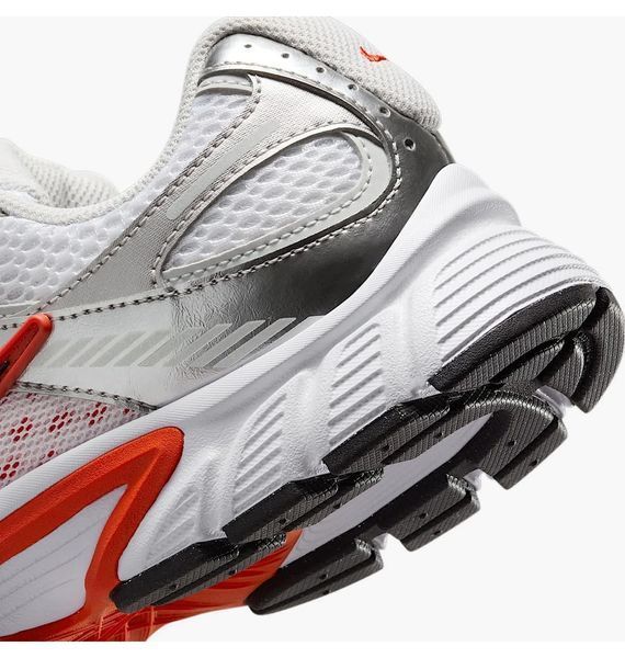 Кросівки жіночі Nike V5 Rnr (HQ7901-100), 38.5, OFC, 20% - 30%, 1-2 дні