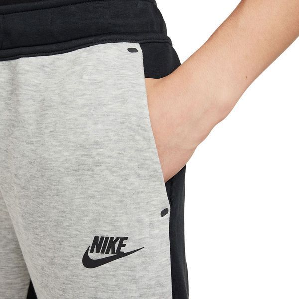 Брюки підліткові Nike Sportswear Tech Fleece (HV5869-012), S, WHS, 20% - 30%, 1-2 дні